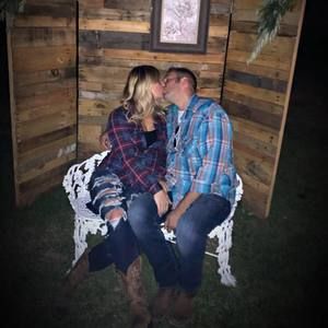 Meet your Posher, Bailey